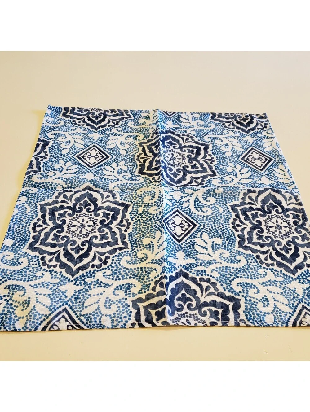 Waverly Napkins Blue White Batik Style Boho Polyester 18x18 Mandala QTY 8
